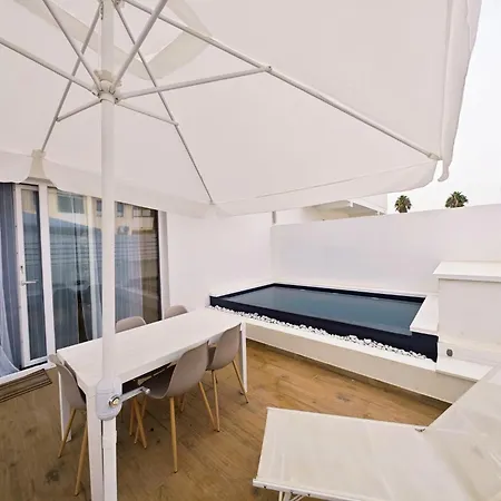 Ikebana Villa Porto Pino