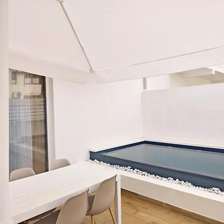 Ikebana Villa Porto Pino